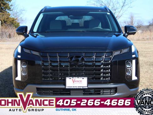 Used 2025 Hyundai Palisade SEL image 2