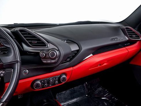 Used 2019 Ferrari 488 Spider image 25