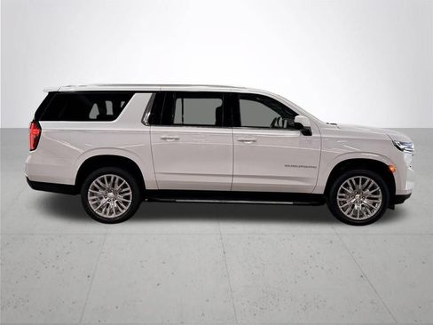 Used 2023 Chevrolet Suburban LT w/ Max Trailering Package AWD/4WD image 9
