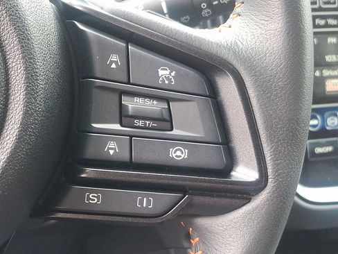 Certified 2024 Subaru Crosstrek 2.5i Limited w/ Crosstrek Mirror Package image 20