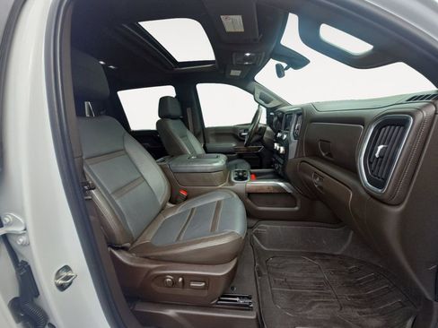 Used 2020 GMC Sierra 3500 Denali w/ Denali Ultimate Package image 15