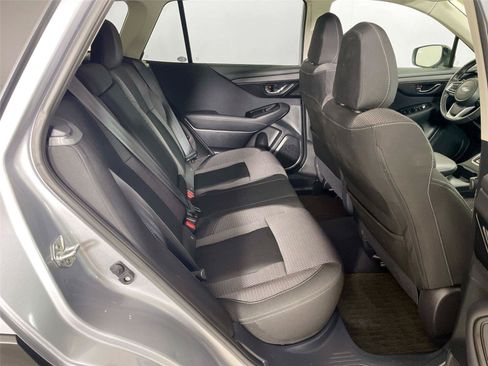 Used 2025 Subaru Outback Premium AWD/4WD image 25