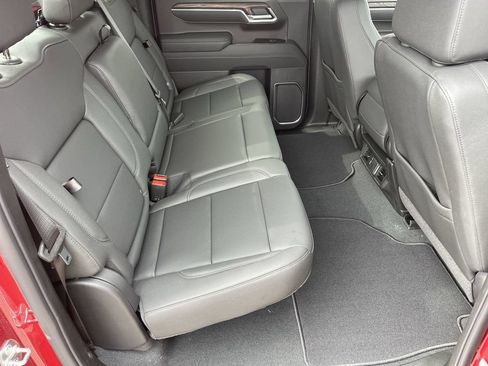 New 2026 GMC Sierra 1500 SLT AWD/4WD image 27