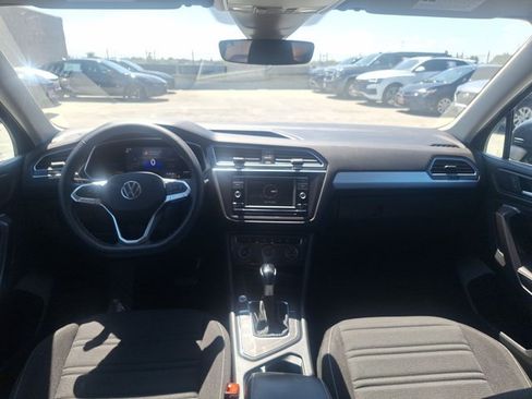 Used 2022 Volkswagen Tiguan S FWD image 15