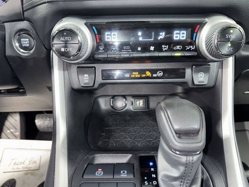 Used 2024 Toyota RAV4 XLE image 23