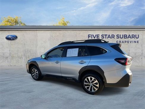 Certified 2025 Subaru Outback Premium image 6