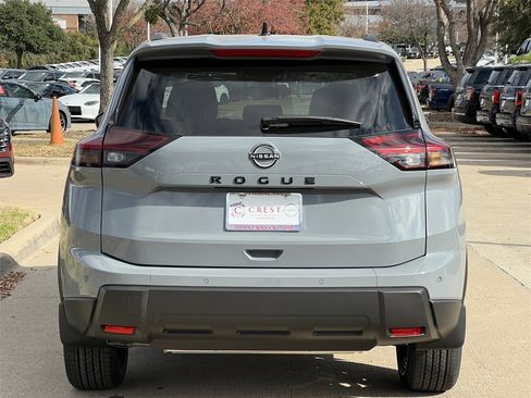 New 2026 Nissan Rogue SV image 5