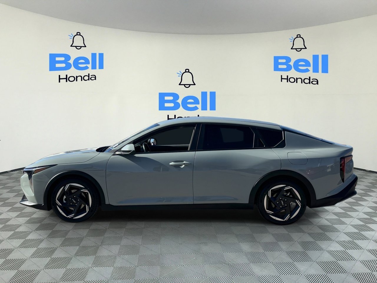 Used 2025 Kia K4 EX FWD image 2