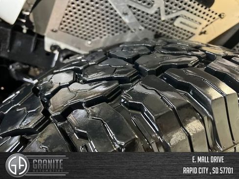 Used 2021 Jeep Wrangler Unlimited Rubicon w/ Dual Top Group image 27