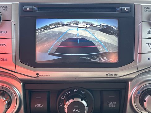 Used 2015 Toyota 4Runner SR5 image 30