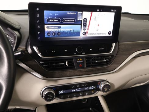 Used 2023 Nissan Altima 2.5 SL FWD image 5