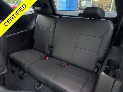 Used 2023 Chevrolet Traverse LT w/ LPO, Floor Liner Package AWD/4WD image 14