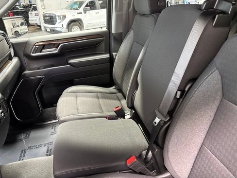 Used 2024 Chevrolet Silverado 1500 LT AWD/4WD image 26