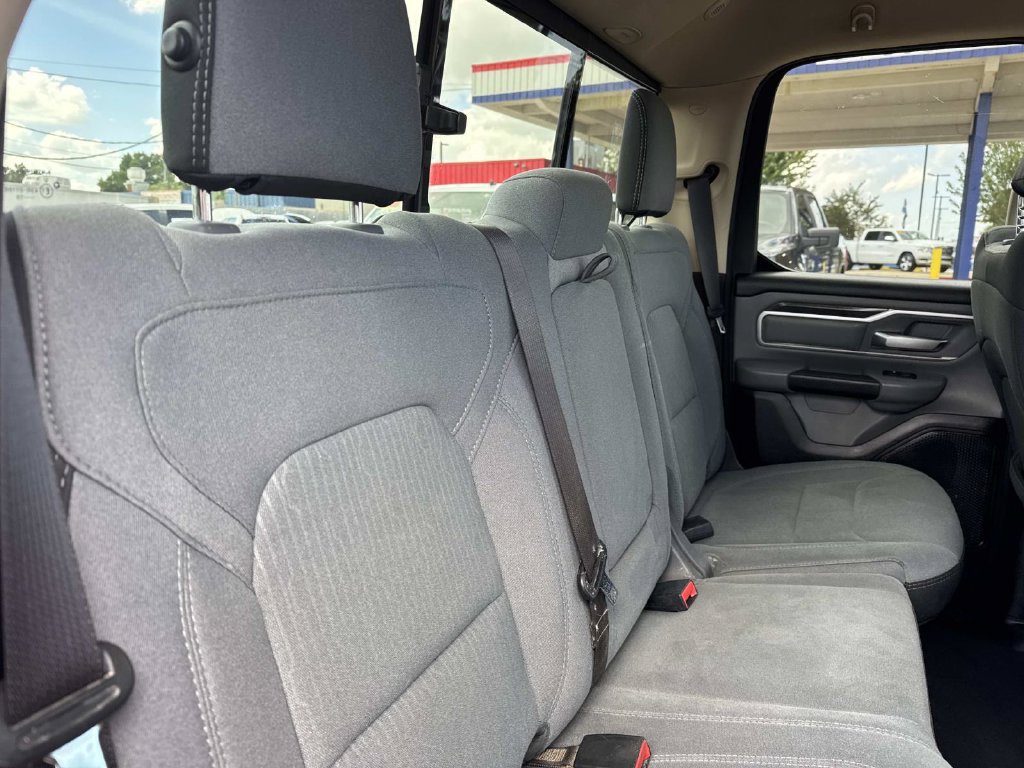 Used 2020 RAM 1500 Big Horn AWD/4WD image 11