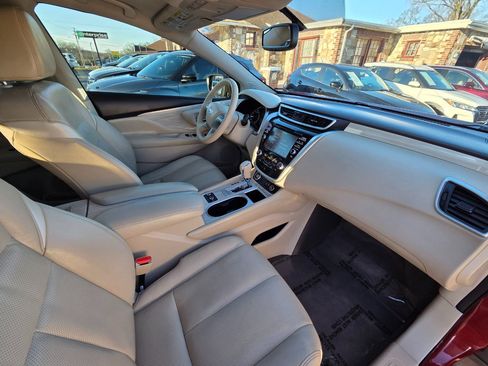 Used 2018 Nissan Murano Platinum image 18