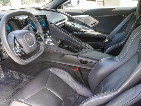 Used 2024 Chevrolet Corvette Stingray Preferred Cpe w/ 2LT RWD image 18