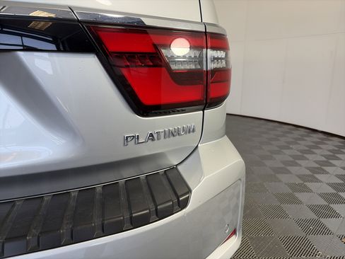 Certified 2024 Nissan Armada Platinum w/ Captain's Chairs Package image 20