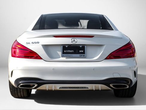 Used 2018 Mercedes-Benz SL 550 image 7