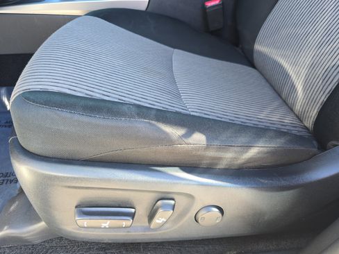 Used 2023 Toyota 4Runner SR5 image 28