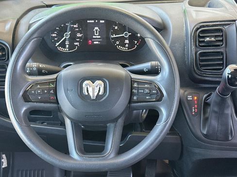 Used 2025 RAM ProMaster 2500 FWD image 14