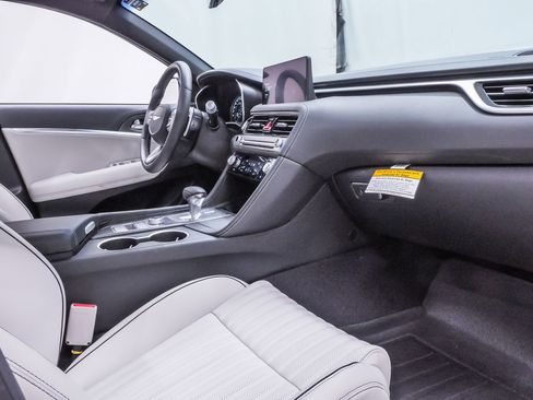 Certified 2026 Genesis G70 3.3T Sport Prestige image 13