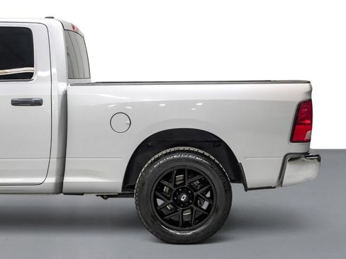 Used 2019 RAM 1500 Tradesman w/ Tradesman SXT Package RWD image 11