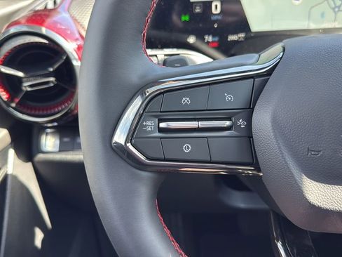 New 2026 Chevrolet Equinox RS w/ Convenience Package III image 33