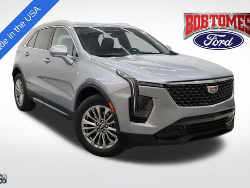 Used 2025 Cadillac XT4 Premium Luxury image 1