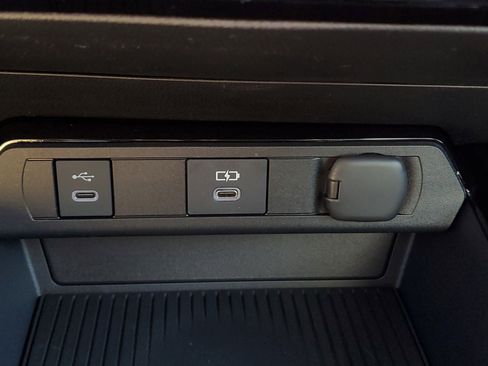 New 2026 Toyota Prius XLE image 26