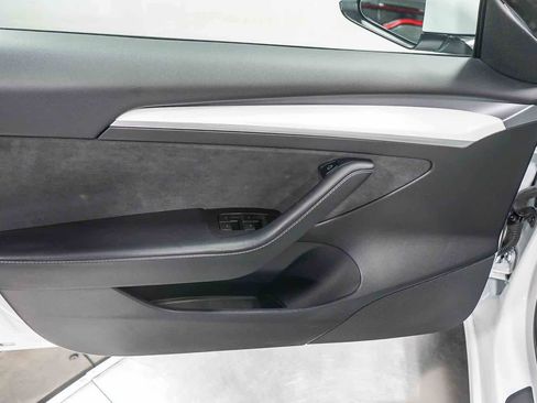 Used 2021 Tesla Model 3 Long Range image 21