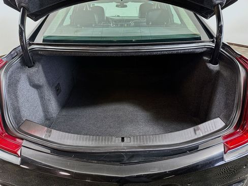 Used 2018 Cadillac XTS Luxury image 25