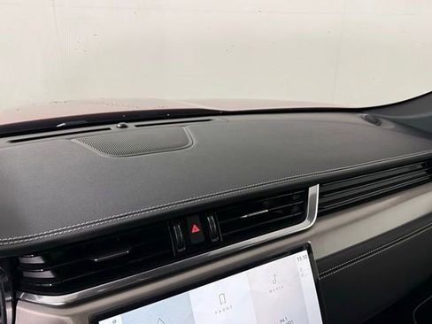 New 2026 Jaguar F-PACE R-Dynamic S image 32