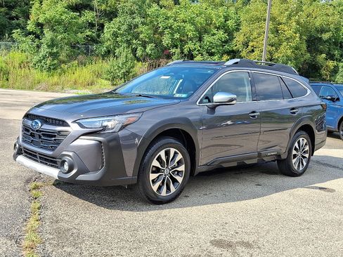 Used 2024 Subaru Outback Touring AWD/4WD image 3