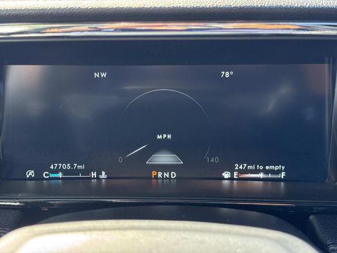 Used 2021 Lincoln Navigator Reserve w/ Luxury Package AWD/4WD image 28