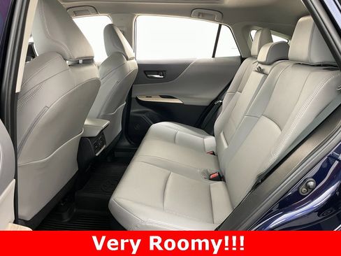 Used 2024 Toyota Venza Limited image 15