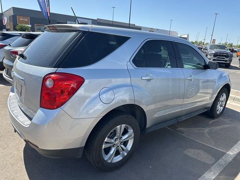 Used 2015 Chevrolet Equinox LS FWD image 3