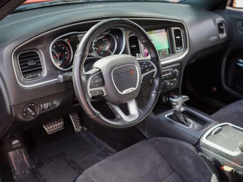 Used 2017 Dodge Charger R/T Scat Pack w/ Beats Audio Group image 21