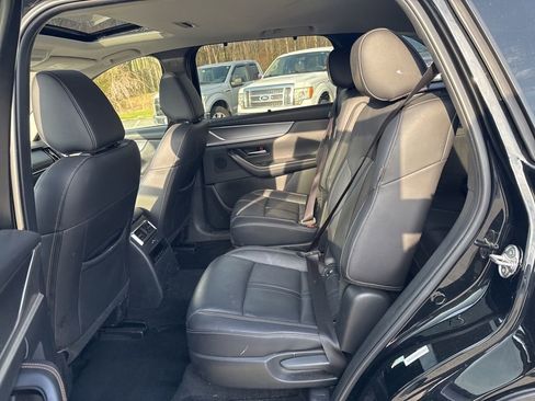 Used 2024 MAZDA CX-90 3.3 Turbo w/ Preferred Plus image 10