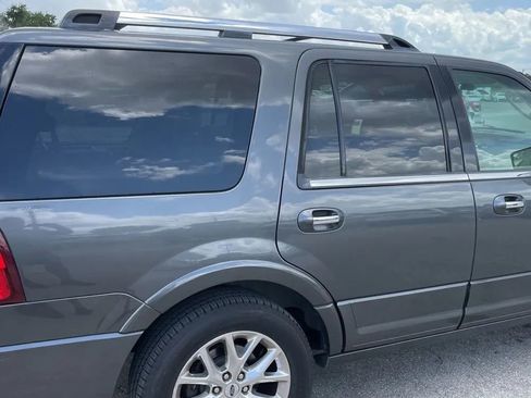 Used 2015 Ford Expedition Limited w/ Equipment Group 301A AWD/4WD image 9