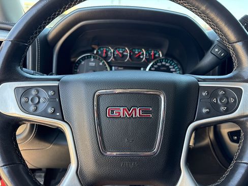 Used 2017 GMC Sierra 1500 SLT AWD/4WD image 19