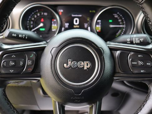 Used 2023 Jeep Wrangler Unlimited w/ Cold Weather Group image 27