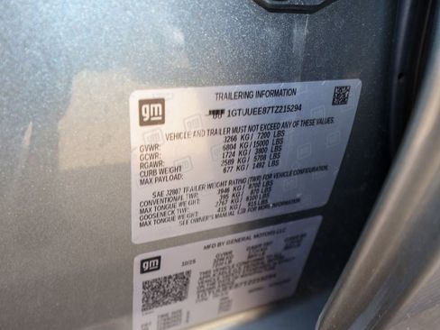 Used 2026 GMC Sierra 1500 AT4 w/ Technology Package AWD/4WD image 39