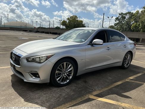 Used 2019 INFINITI Q50 Luxe w/ All Weather Package (L93) RWD image 4
