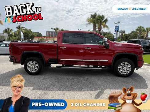 Used 2025 Chevrolet Silverado 3500 High Country w/ Technology Package AWD/4WD image 8