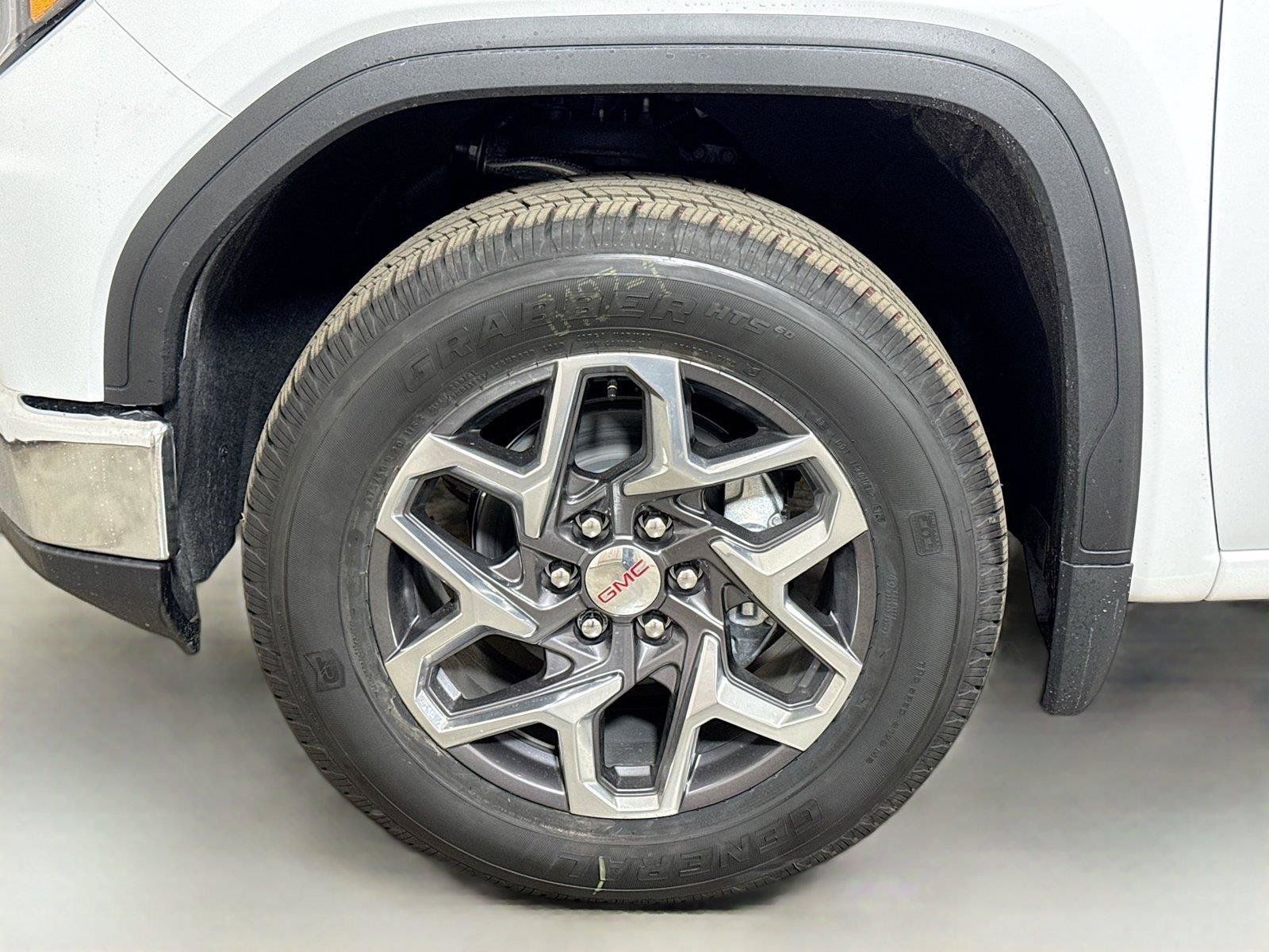 New 2026 GMC Sierra 1500 SLE w/ Preferred Package RWD image 19