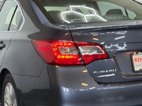 Used 2016 Subaru Legacy 2.5i Premium w/ Popular Package #1 AWD/4WD image 8