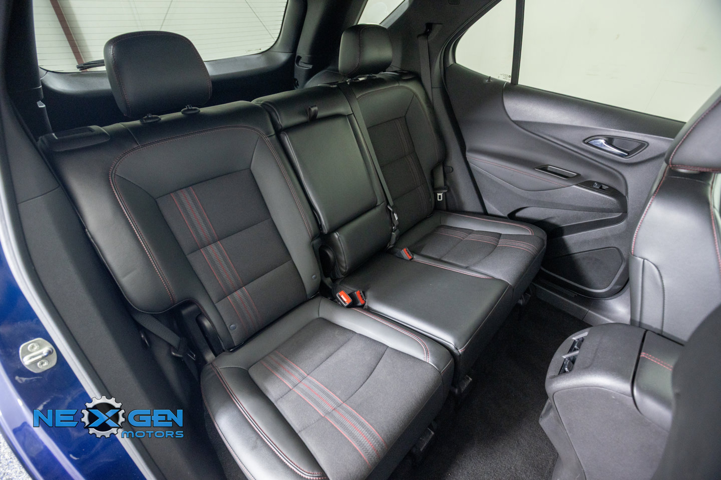 Used 2022 Chevrolet Equinox RS w/ LPO, Floor Liner Package FWD image 39