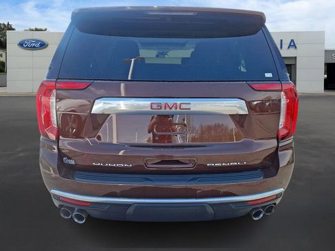 Used 2023 GMC Yukon XL Denali w/ LPO, Floor Liner Package AWD/4WD image 5