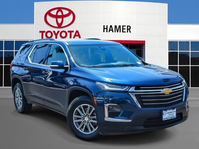 Used 2023 Chevrolet Traverse LT