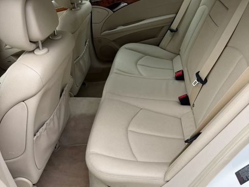 Used 2006 Mercedes-Benz E 350 Sedan image 10